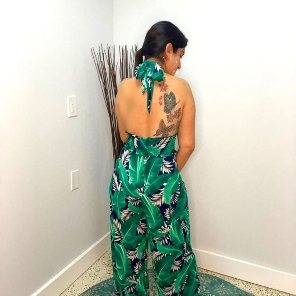 Jumpsuit  - Picture 3 of 4